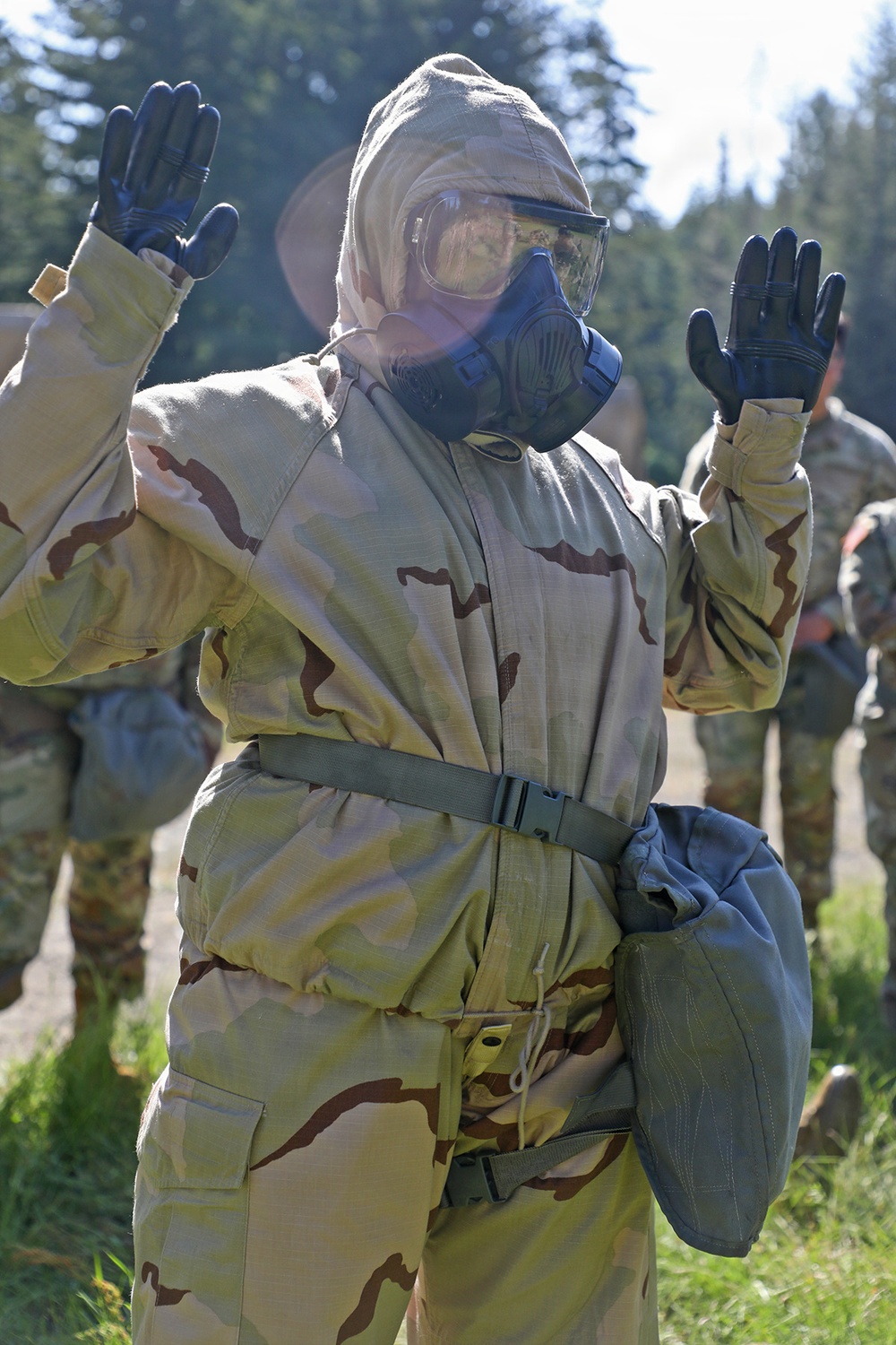 13th CSSB Soldiers Inhale Annual CBRN Training