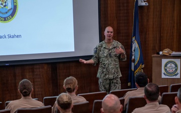 SWOBOSS, SURFPAC Leaders Deliver Warfighting Advantage Training