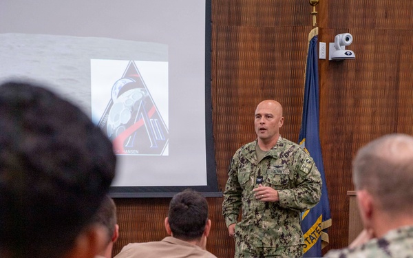 SWOBOSS, SURFPAC Leaders Deliver Warfighting Advantage Training