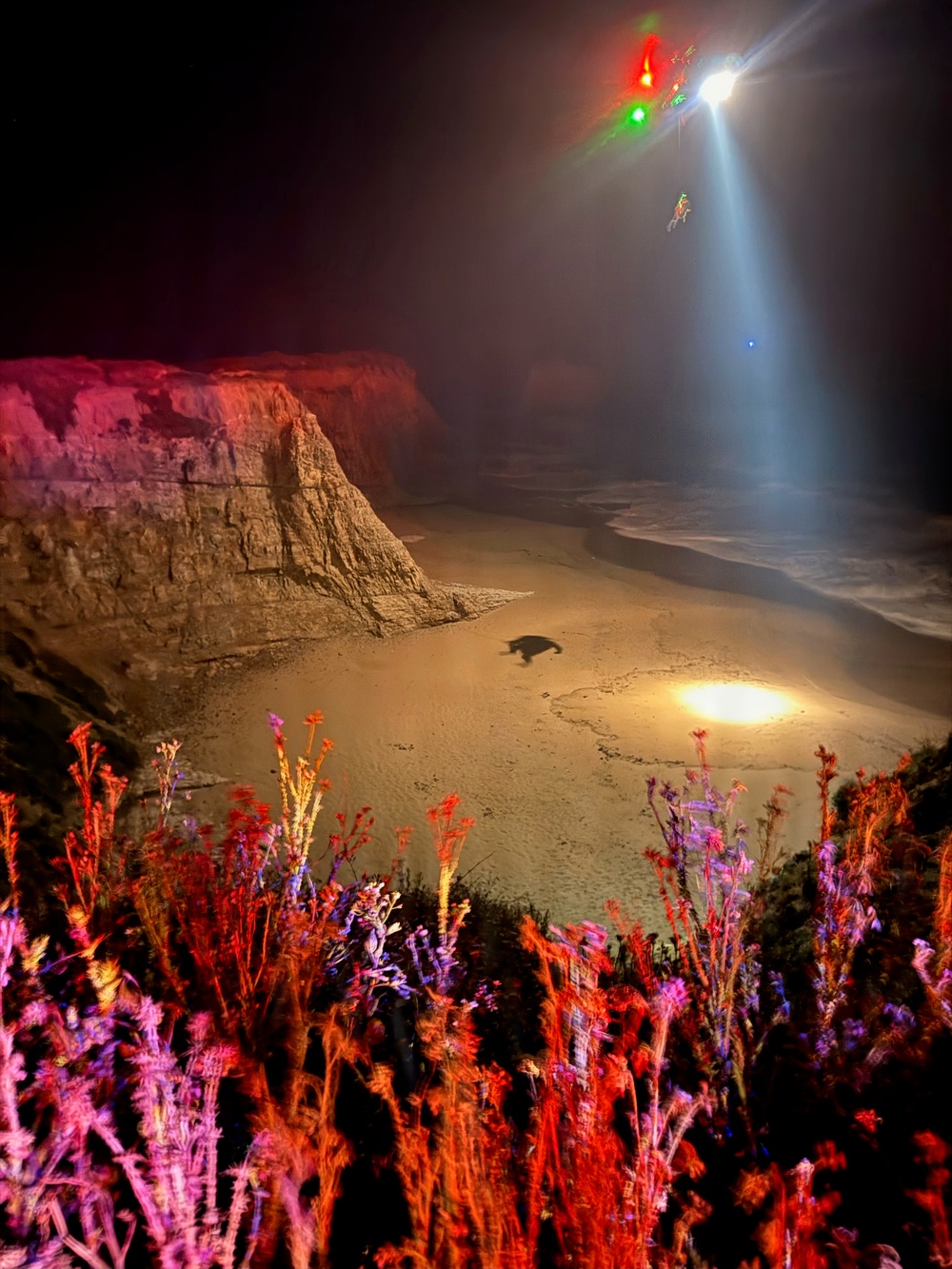 Coast Guard rescues 3 from cave near Santa Cruz