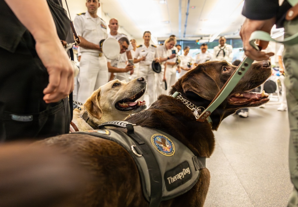 Sailors tour New Orleans VA Medical Center