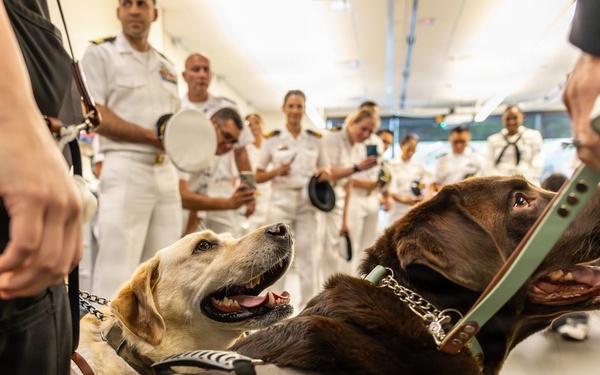 Sailors tour New Orleans VA Medical Center