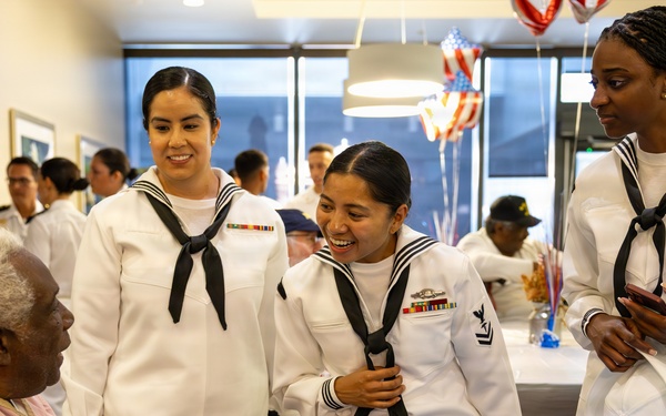 Sailors tour New Orleans VA Medical Center