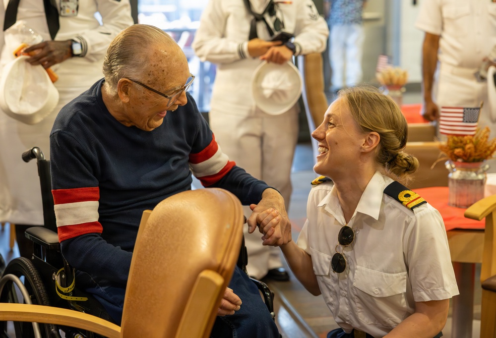 Sailors tour New Orleans VA Medical Center