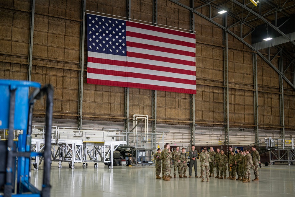 62d Airlift Wing hosts AFROTC Detachment 685 and Morton High School JROTC