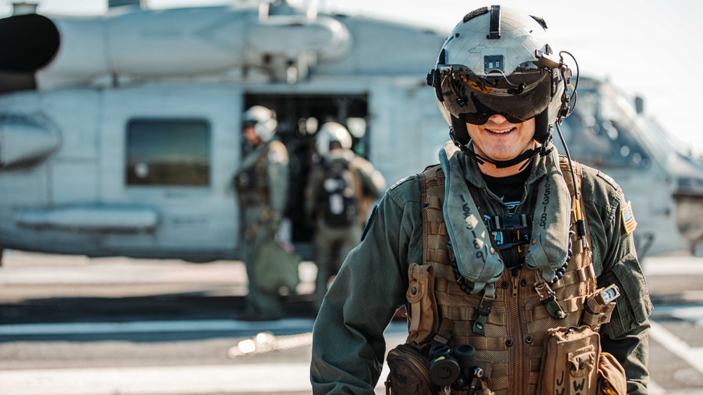 FOR RELEASE George Washington Commanding Officer Conducts Flight Operations