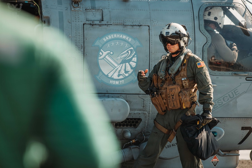 FOR RELEASE George Washington Commanding Officer Conducts Flight Operations