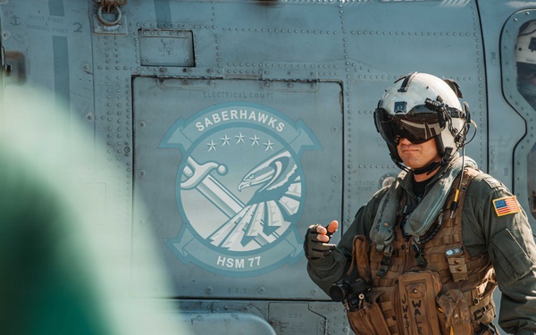 FOR RELEASE George Washington Commanding Officer Conducts Flight Operations