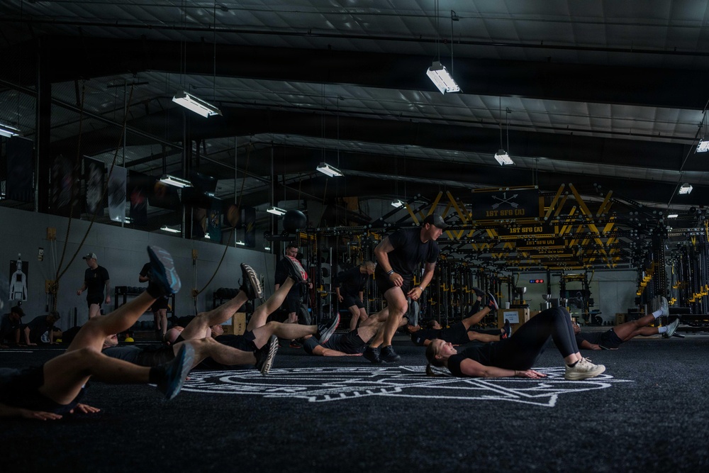 1st Special Forces Group (Airborne) conducts May Fallen Warriors Workout
