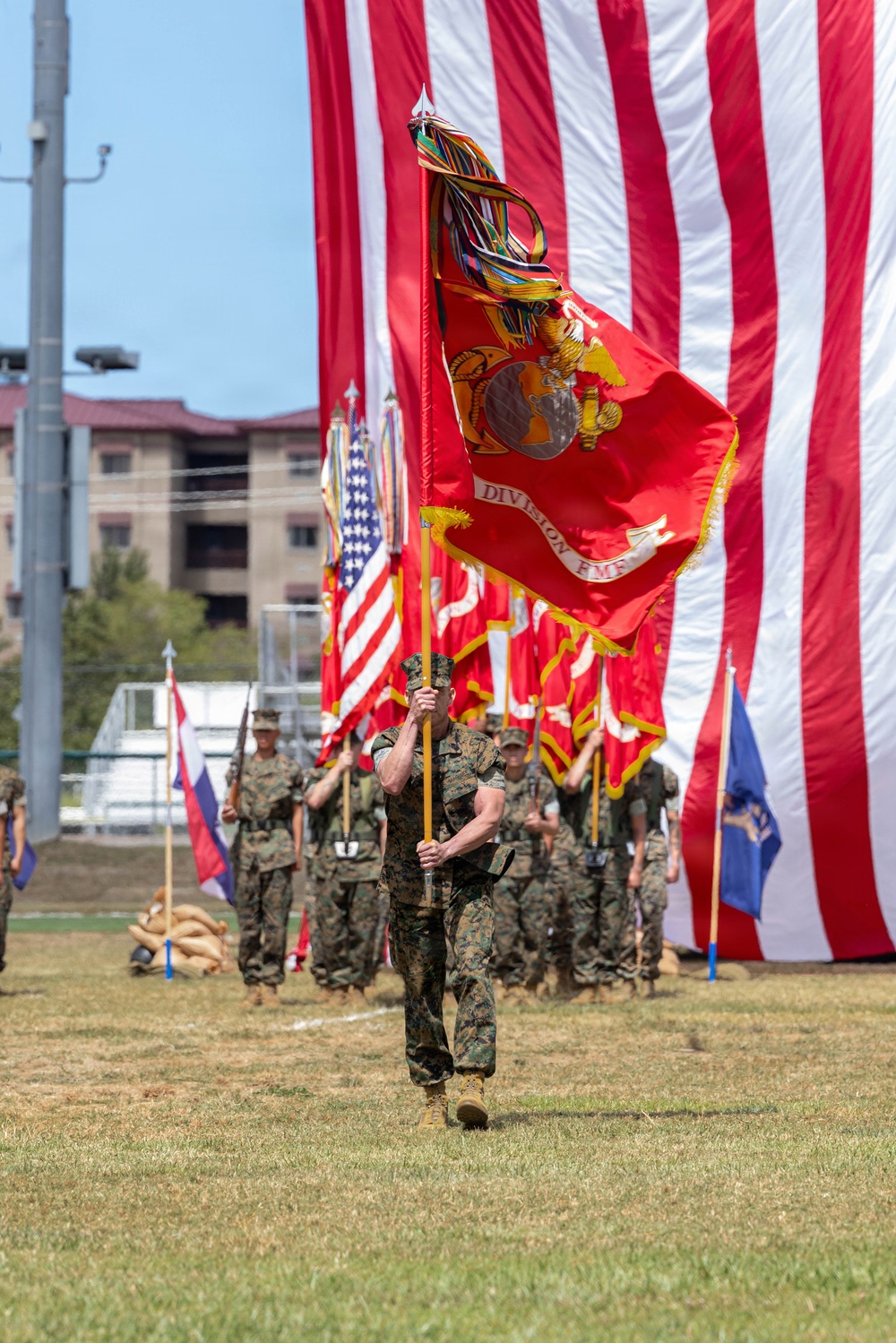 1st MARDIV holds change of command ceremony