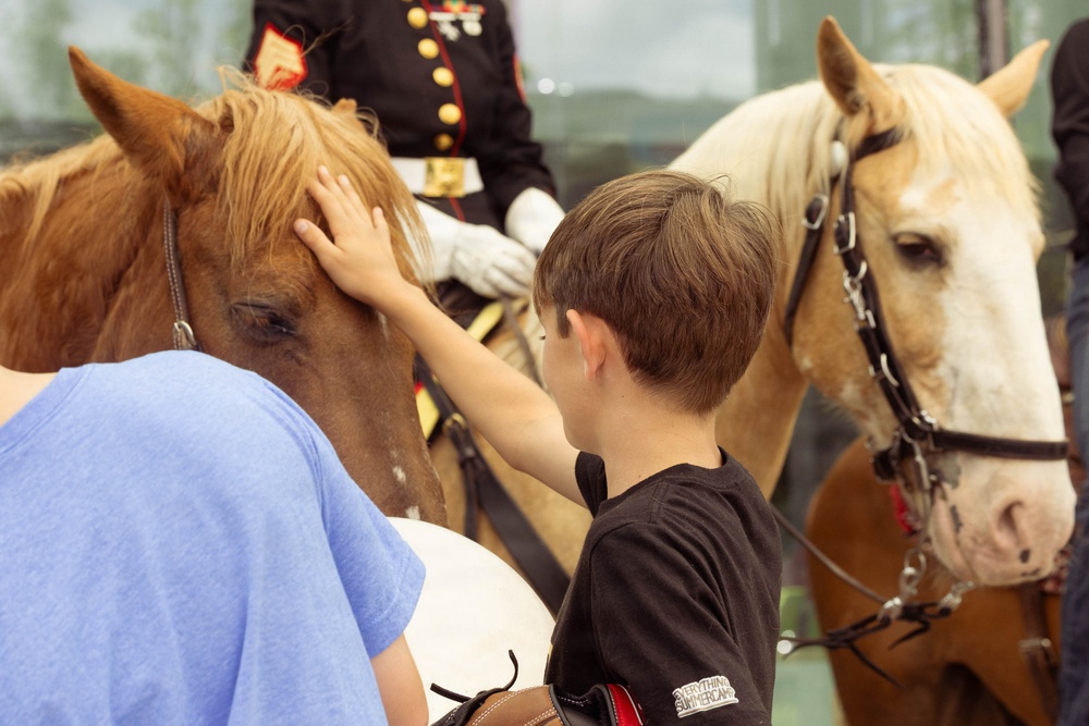 Service Members Visit Children at Manning Family Children’s Hospital