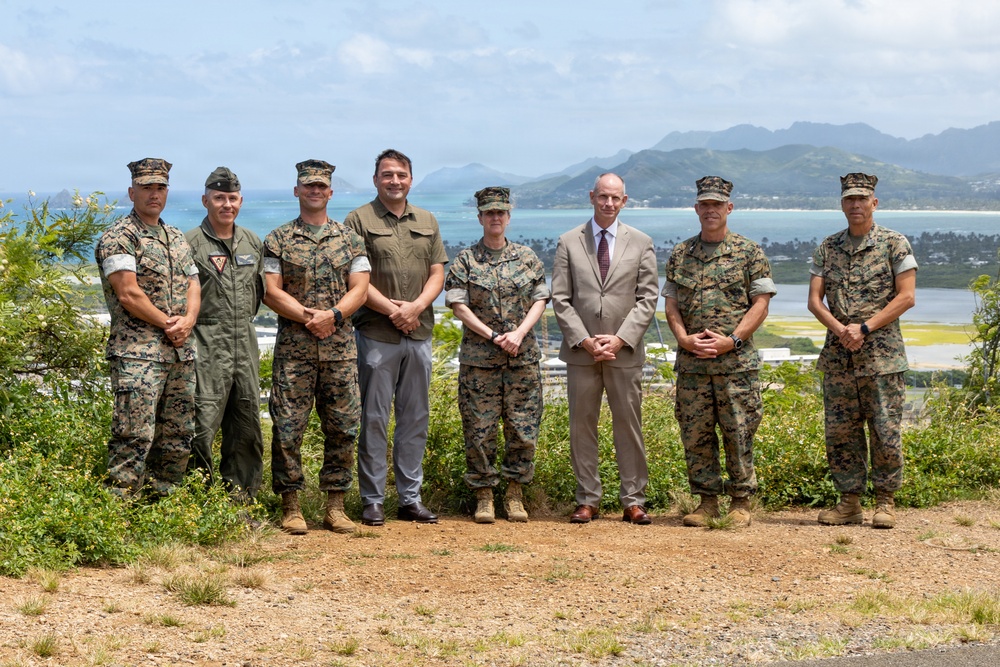 Marine Corps History Division Visits MCBH