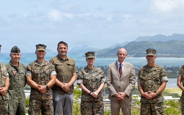 Marine Corps History Division Visits MCBH