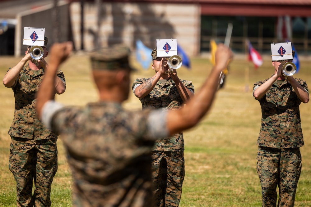 1st MARDIV holds change of command ceremony
