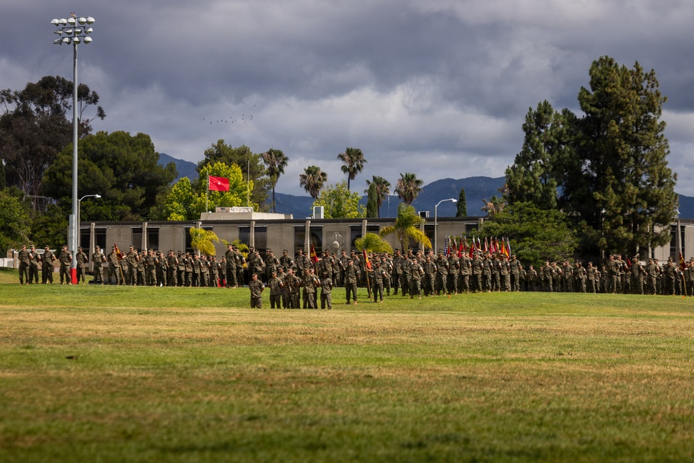 1st MARDIV holds change of command ceremony