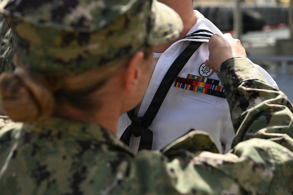 USS Arizona Boat Detachment Sailors Earn Navy Ceremonial Duty Ribbon