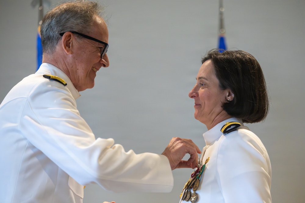 Navy Public Affairs Command Holds Change of Command and Retirement Ceremony