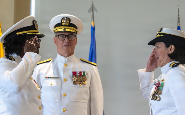 Navy Public Affairs Command Holds Change of Command and Retirement Ceremony