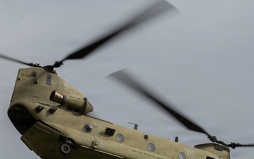 CH-47 Crew in Action at 1st AD Headquarters