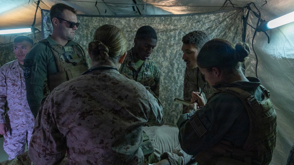 13th MEU Conducts a Raid During Realistic Urban Training