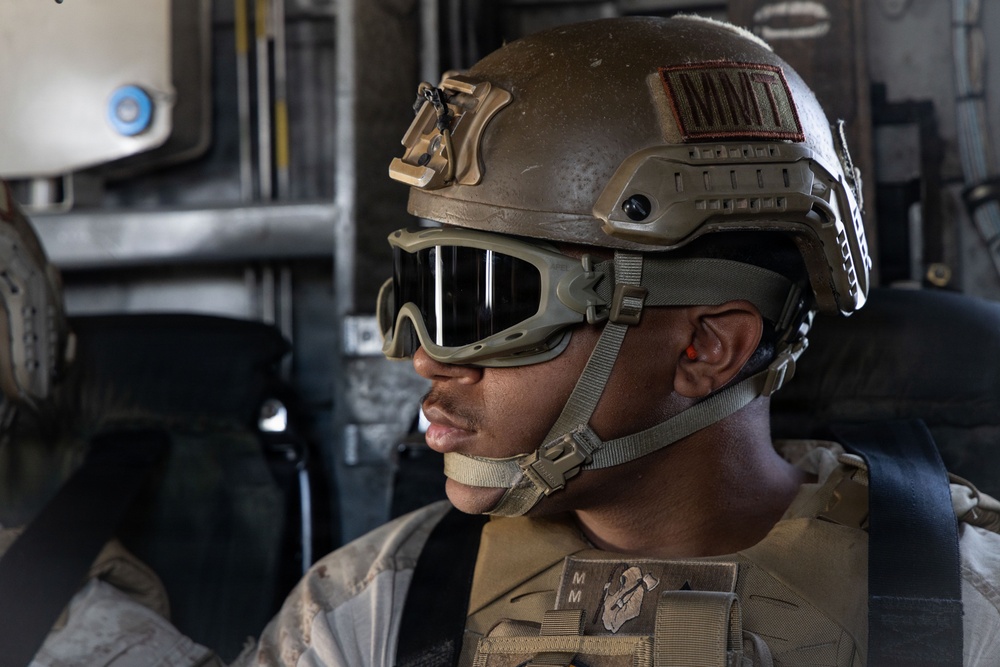 13th MEU Conducts Aviation Delivery Ground Refueling Training