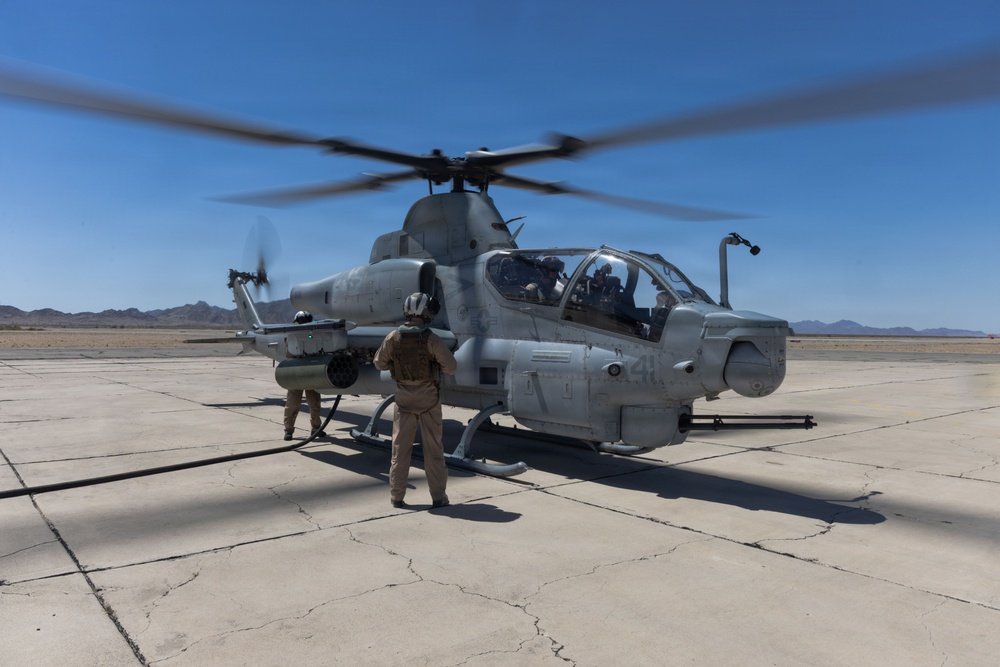 13th MEU Conducts Aviation Delivery Ground Refueling Training