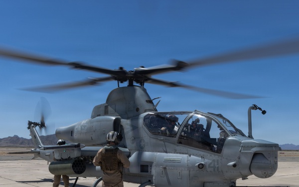 13th MEU Conducts Aviation Delivery Ground Refueling Training