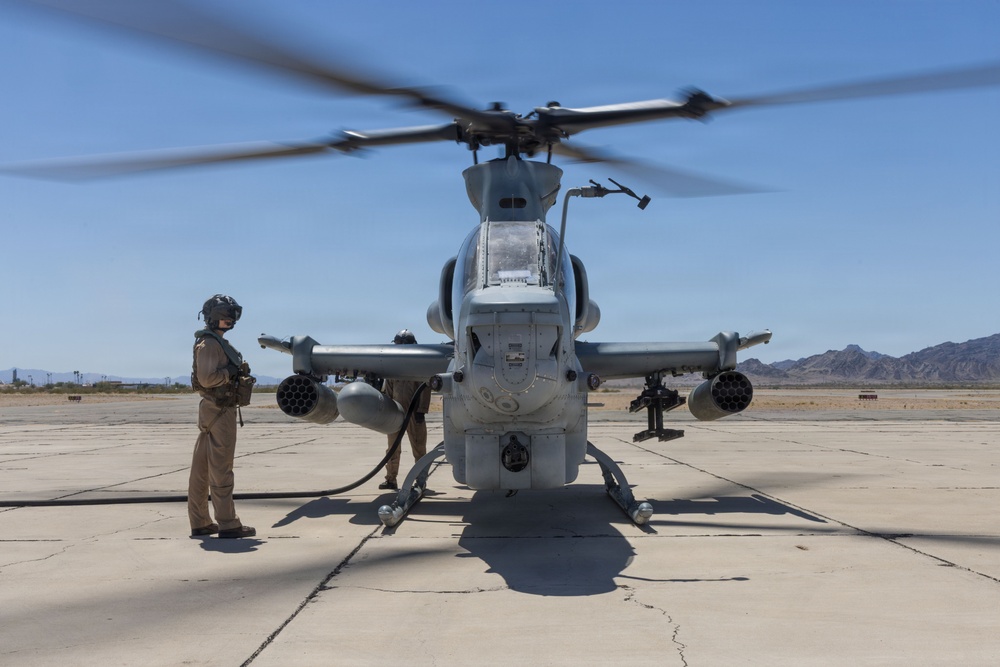 13th MEU Conducts Aviation Delivery Ground Refueling Training