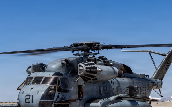 13th MEU Conducts Aviation Delivery Ground Refueling Training