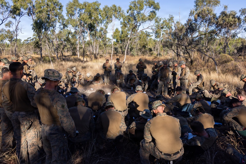 Southern Jackaroo 26: MRF-D Marines conduct mission brief