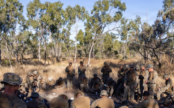 Southern Jackaroo 26: MRF-D Marines conduct mission brief