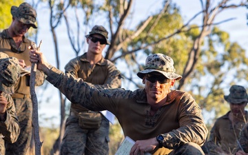 Southern Jackaroo 26: MRF-D Marines conduct mission brief