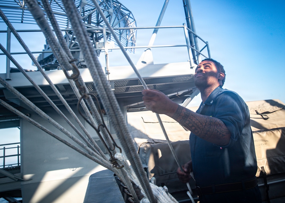 George Washington Navigation Sailor Raises Flags