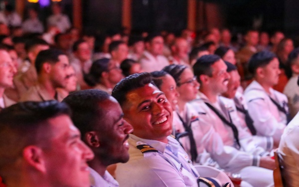 Service Members Enjoy USO Comedy Show in New Orleans