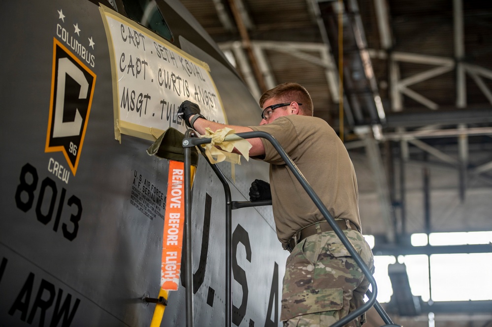 New nose art honors the fallen