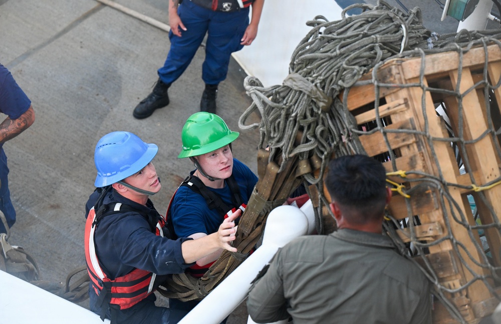 Midgett conducts passenger transfer during MCA