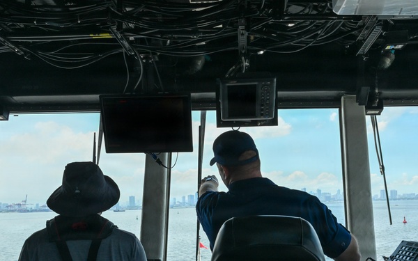 Midgett visit Manila