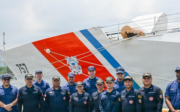 Midgett visits Manila