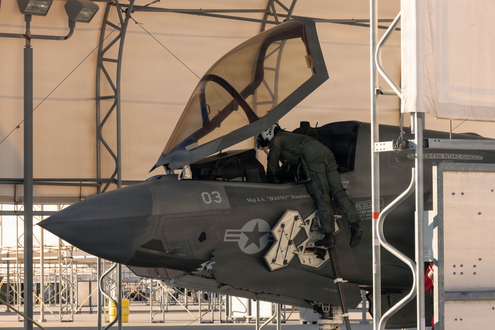 VMFA-211 Conducts a Simulated Expeditionary Airstrike