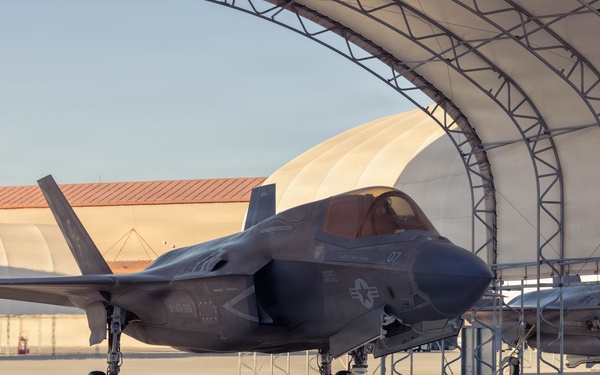 VMFA-211 Conducts a Simulated Expeditionary Airstrike
