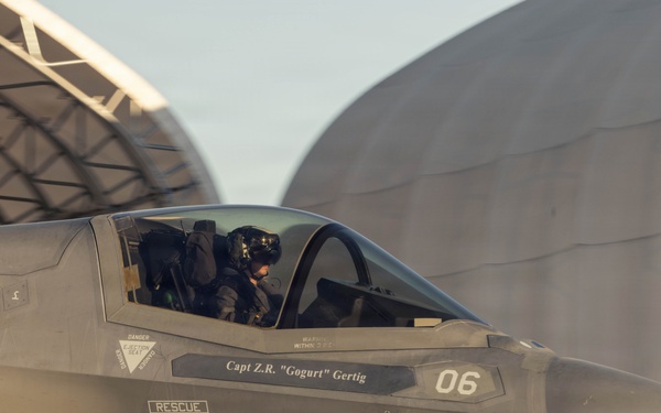 VMFA-211 Conducts a Simulated Expeditionary Airstrike