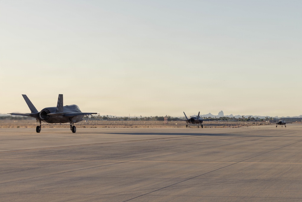 VMFA-211 Conducts a Simulated Expeditionary Airstrike