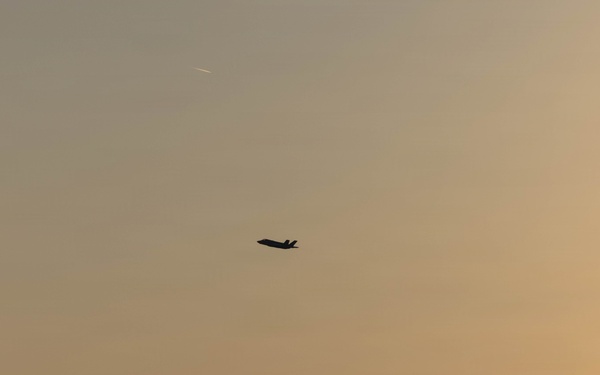 VMFA-211 Conducts a Simulated Expeditionary Airstrike