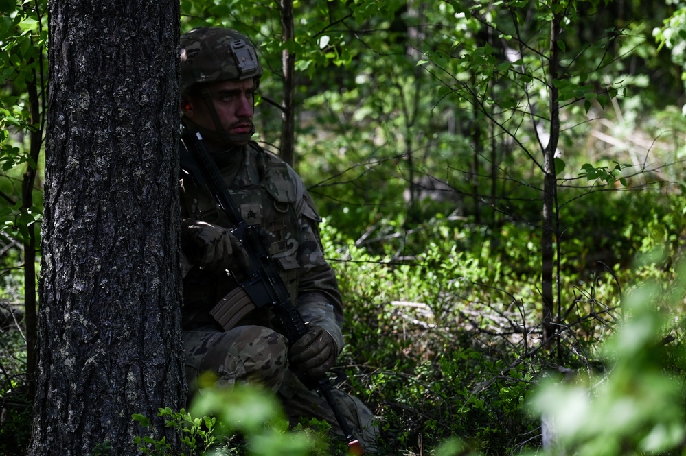 Virginia Guard engineers conduct counter-mobility training in Finland