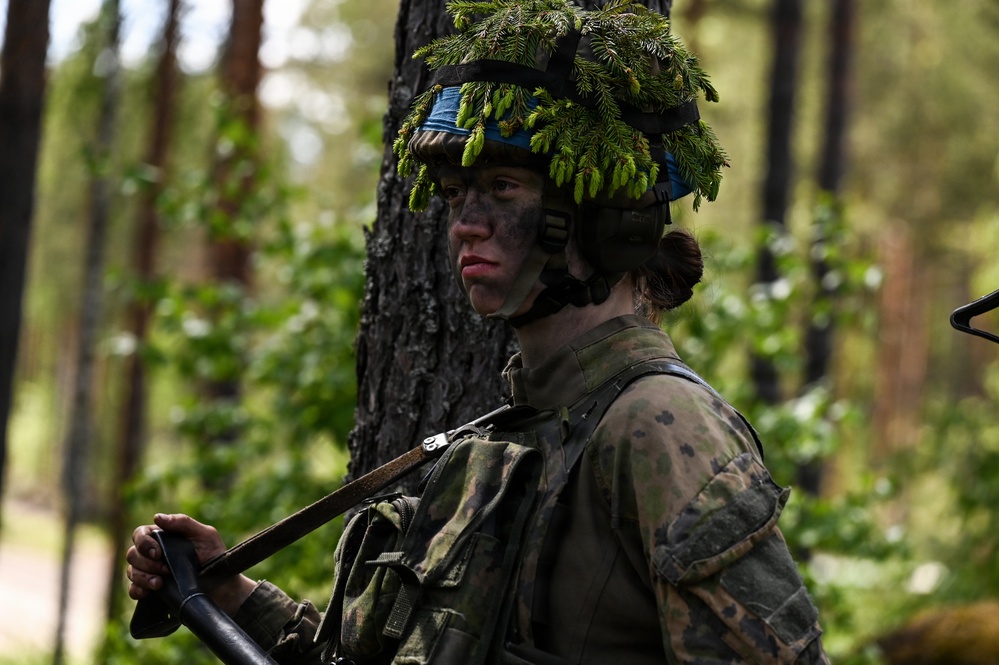 Virginia Guard engineers conduct counter-mobility training in Finland