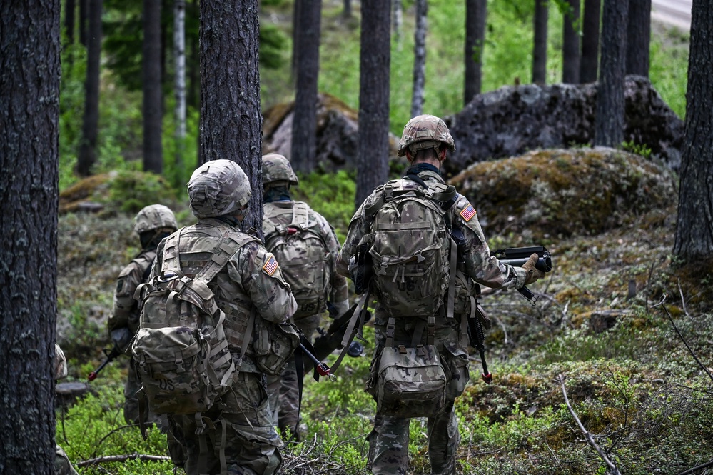 Virginia Guard engineers conduct counter-mobility training in Finland