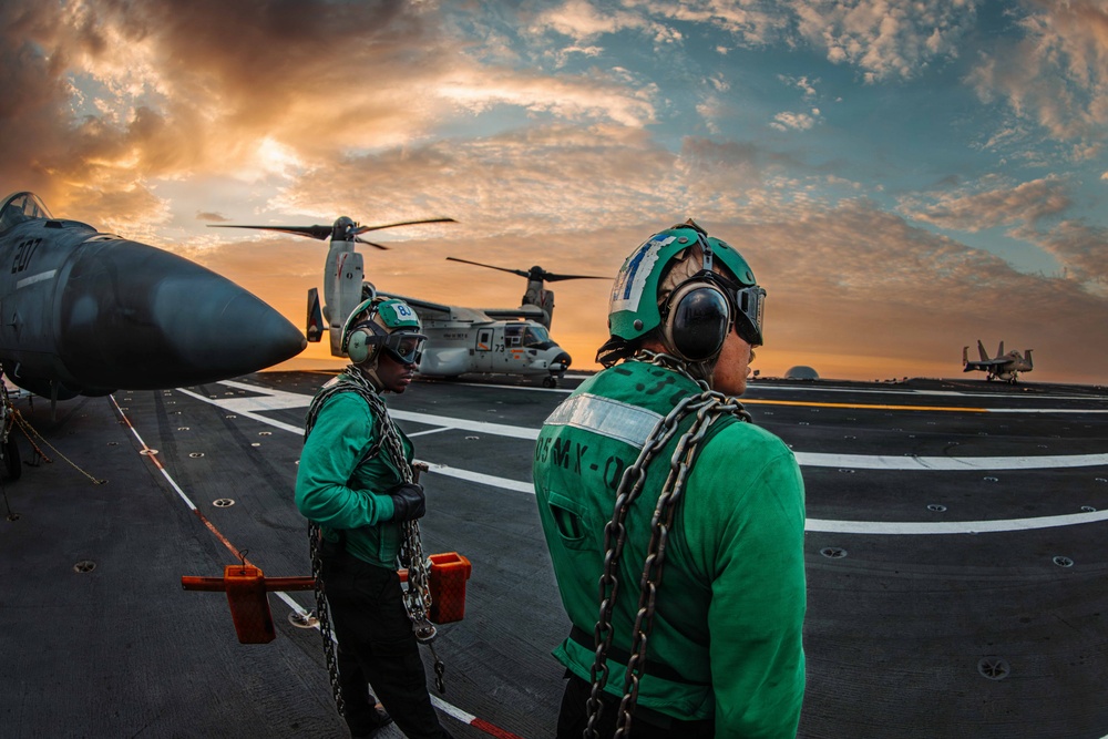 George Washington Conducts Flight Operations