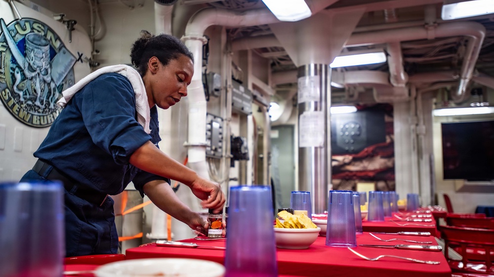 USS Gridley Prepares for Birthday Dinner