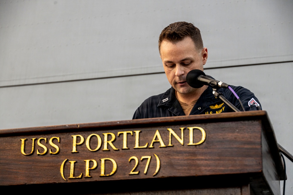 11th MEU Marines, Sailors Conduct Memorial Day PT Event Aboard USS Portland