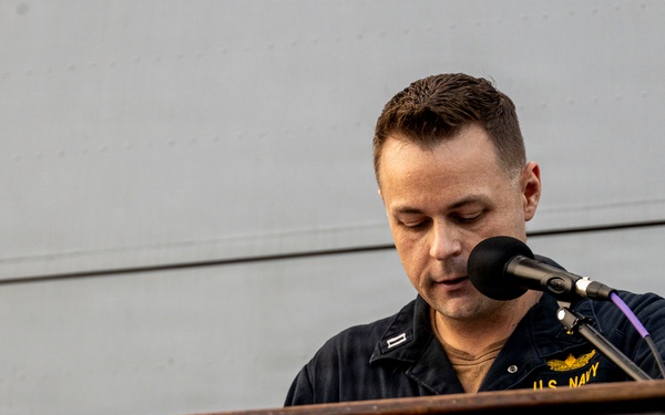 11th MEU Marines, Sailors Conduct Memorial Day PT Event Aboard USS Portland